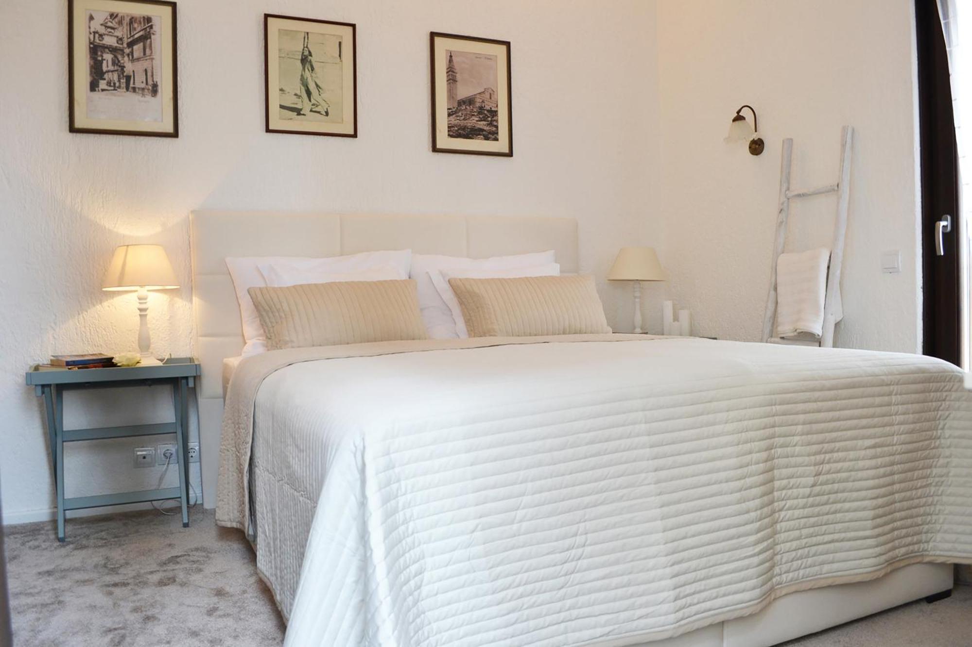 Sea View House Olja Apartment